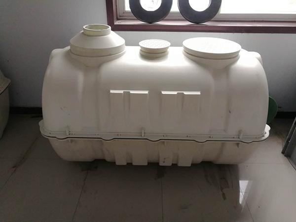 模壓化糞池 